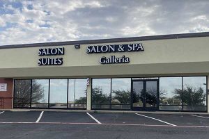 salon suites for rent on mall circle